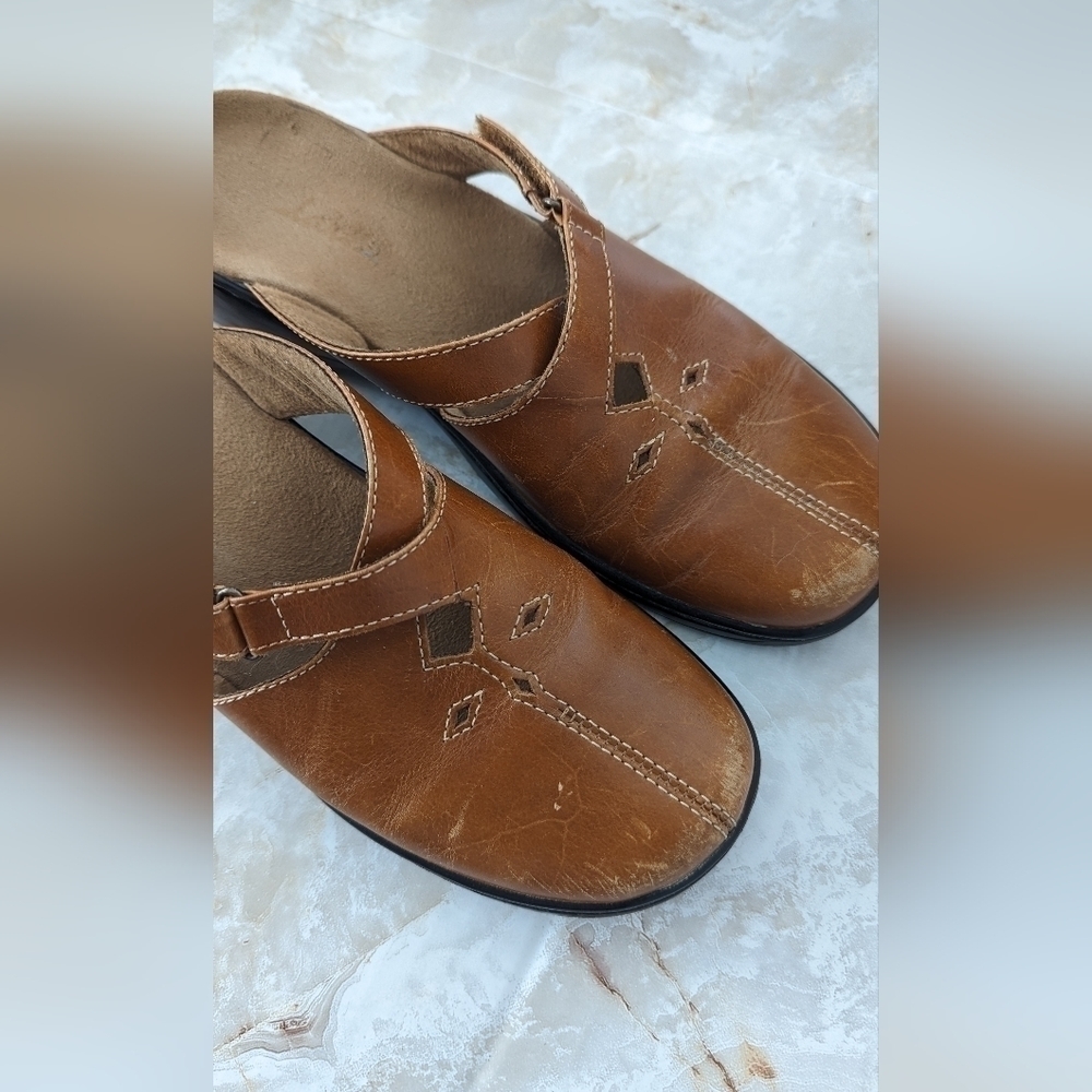 Clarks Clogs Shoes Leather Size 8 M